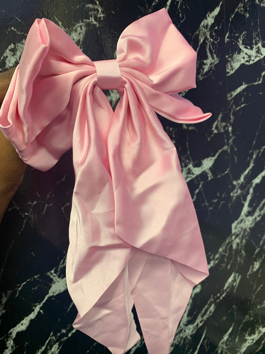 Light pink bow